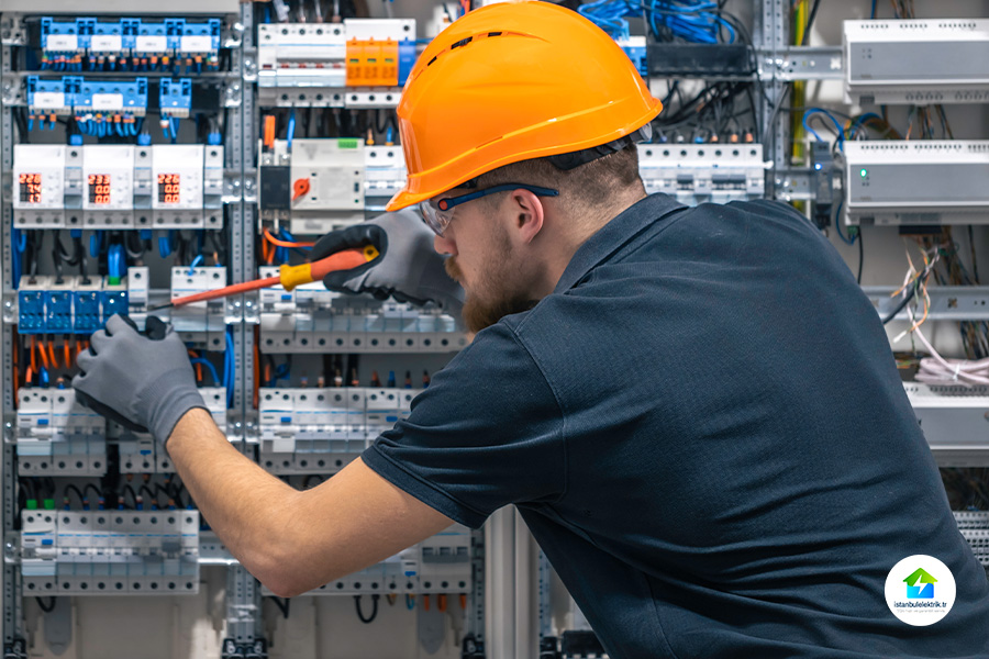 İstanbul Elektrik - KÜÇÜKÇEKMECE CUMHURİYET ELEKTRİKÇİ